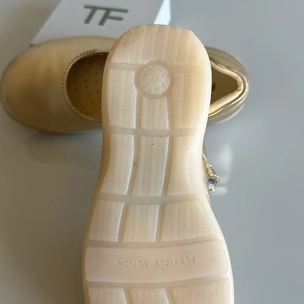 Beautiful Vera Pelle shoes from Primigi. Premium-Leather upper. - Picture 4 of 6